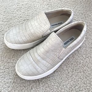 Steve Madden Sneakers